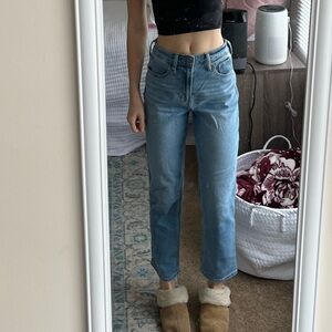 Hollister Ultra High-Rise Vintage Straight | 00 | Denim